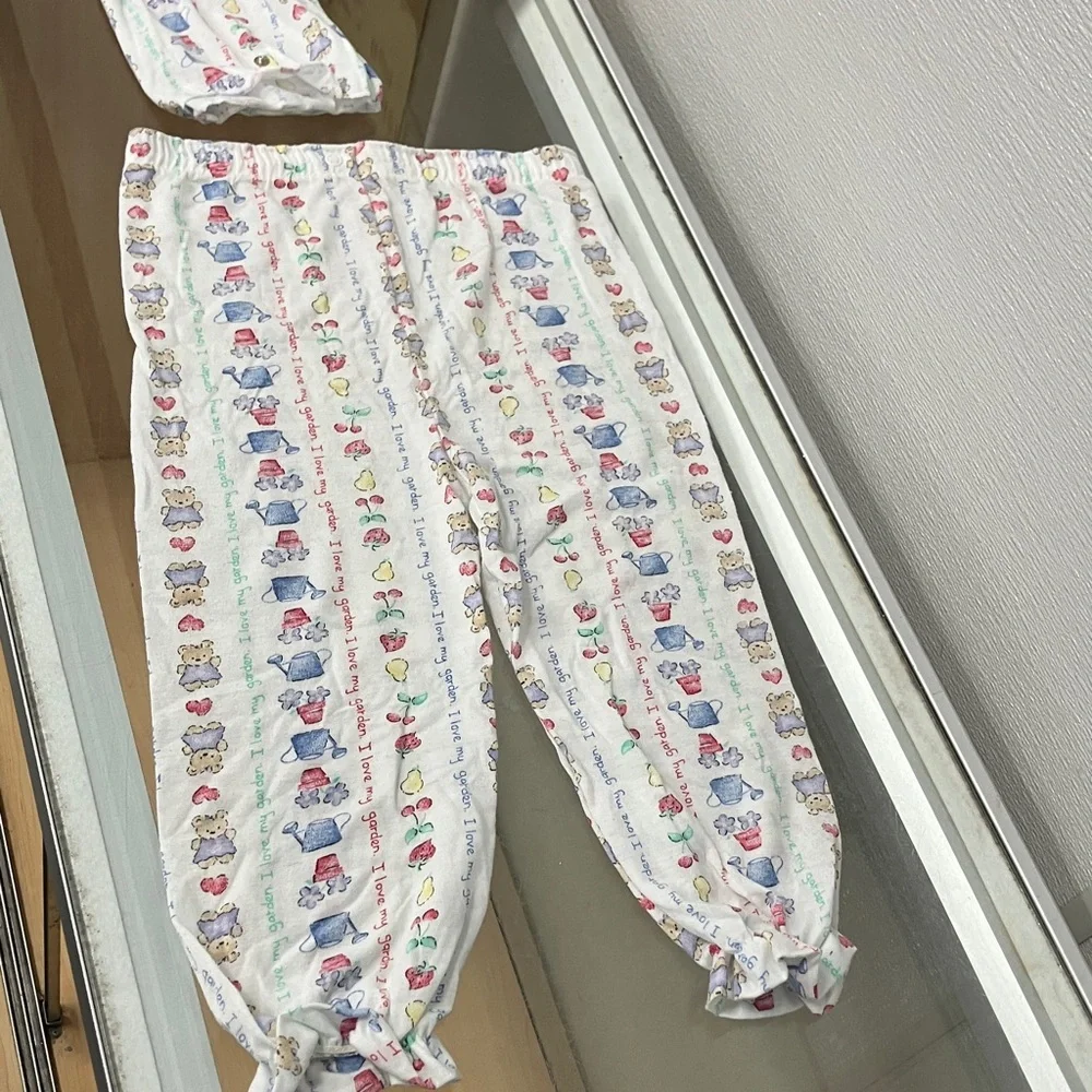 Vintage Carter's White Pajama Set 4T
